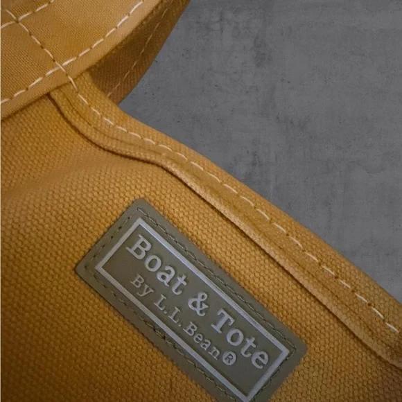 L. L. Bean Rare Color Yellow Canvas Boat and Tote Bag - Picture 7 of 13